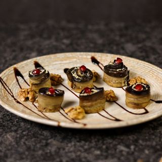 ბადრიჯანი ნიგვზით