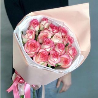 15 delikatnych róż