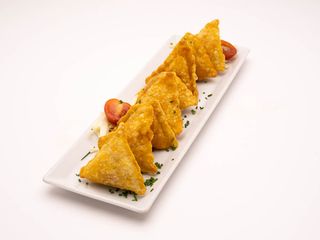 Samosas (8uds)