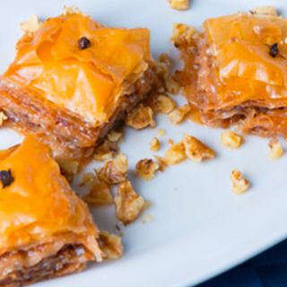 Baklava Tradizione greca che si scioglie in bocca.