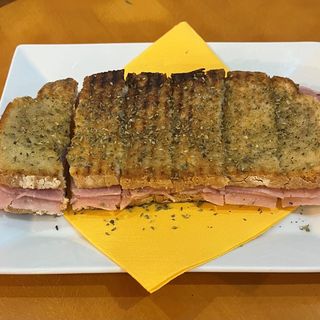 Tosta de Fiambre