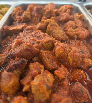 Ración De Carne Con Tomate (500 G.)