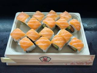 U27-Maki Salmão Philadelphia