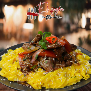 Tallarines A La Huancaína Con Lomo