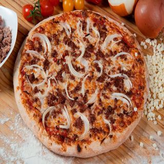 Pizza boloñesa (for one)