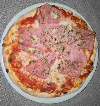Pizza Capricciossa 650 gr