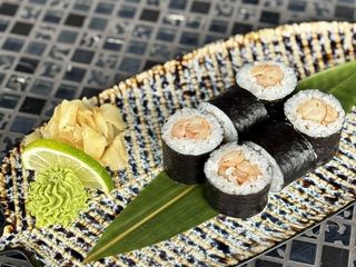 Макі з креветками