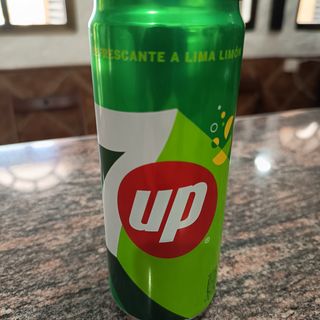 Lata Seven Up (33cl)