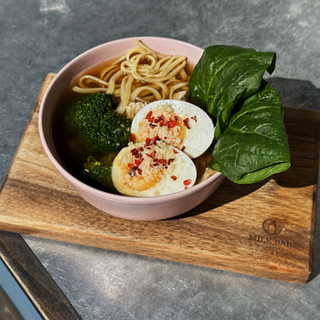 БУЛЬЙОН КУРЯЧИЙ З ЛОКШИНОЮ (400г)