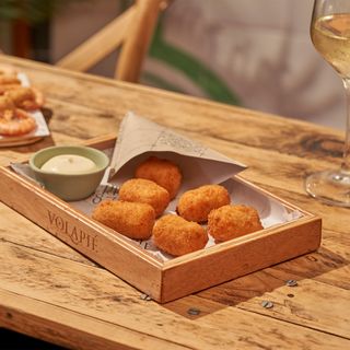 Croquetas De Gambas al Ajillo