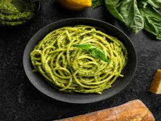 Spaghetti pesto