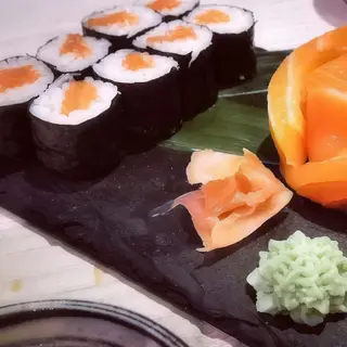 Salmón Maki (8 Pzs.)