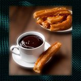 8 Unidades de Porras + 750 ml de Chocolate a la Taza