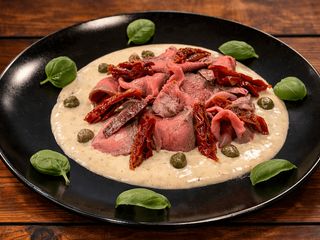 Вітелло Тоннато / Vitello Tonnato (180g)