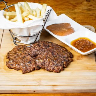 2 Steaks Hachés + Frites