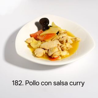 Wok de pollo al curry