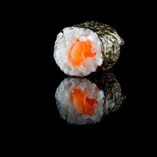 Maki de salmón (8 uds.)