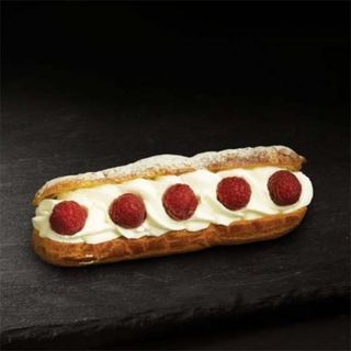 Eclair À La Framboise