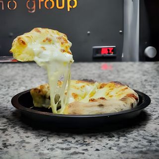 Ghibirlic cu usturoi, brânză și bacon