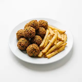 Box falafel z frytkami