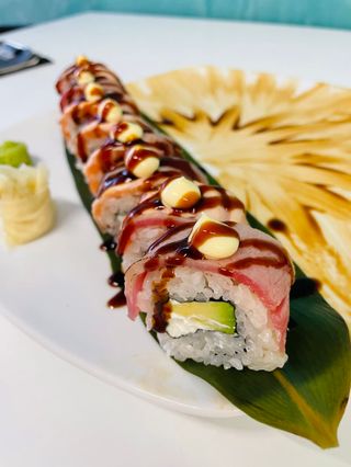 Запечен рол (8бр-220гр)