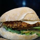 Hamburguesa crunchy chicken sola (135 g.)