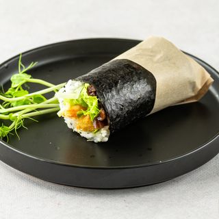 Handroll Krewetka w tempurze