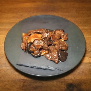 Ternera Con Bambú Y Setas