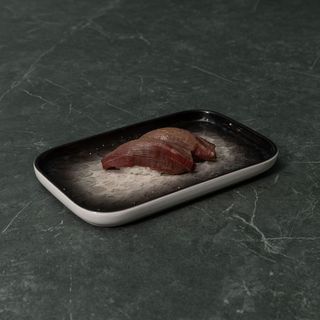 Nigiri Manzo scottato (con olio sale e pepe) 2 Pz