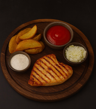 Meniu piept de pui la grill 600g + bautura