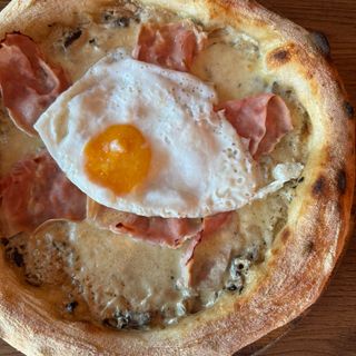 Pizza Prosciutto Funghi