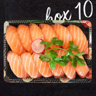 box 10.nighiri salmone
