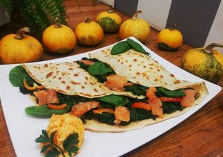 14-Naleśnik ze szpinakiem i łososiem