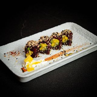 URAMAKI BLACK YASAI - 8pezzi