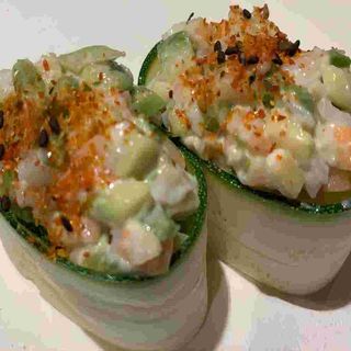 Gunkan di gamberi con zucchine - 2 pezzi