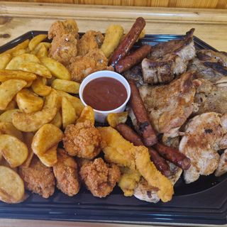 Platou cald family pentru 4 persoane 