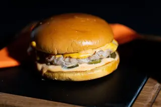 Super Premium Chilly Cheese Burger