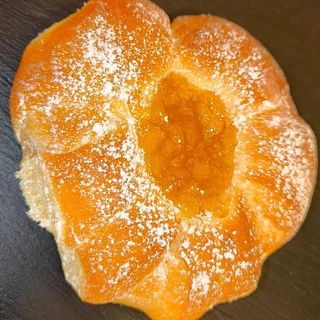 Plăcintă cu măr și scorțișoară