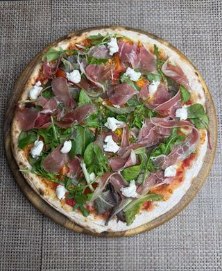 Пицца Прошутто/ Pizza Prosciuto