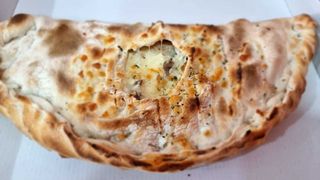 Calzone Griego