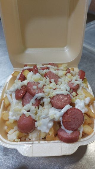 Salchipapa