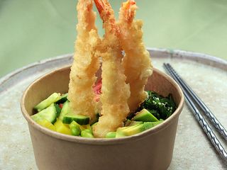 Poke Bowl z krewetkami w tempurze (430g)