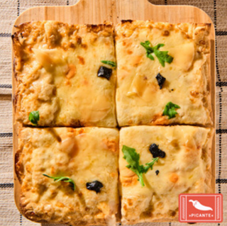 Pizza 4 Quesos Picante (27.5 Cm. x 25 Cm.)