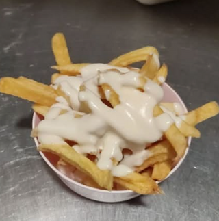 Ración De Patatas Alioli