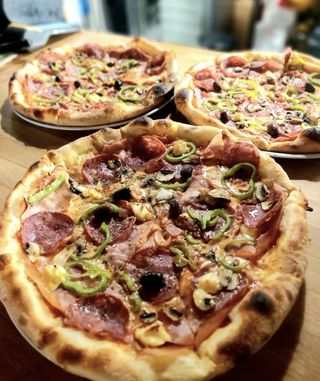 Пица по желание (400г)