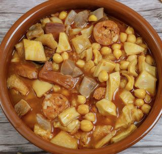 Tapa de callos con garbanzos
