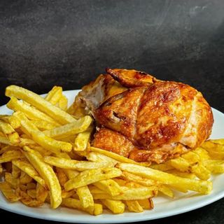 POLLO ASADO CON PATATAS  