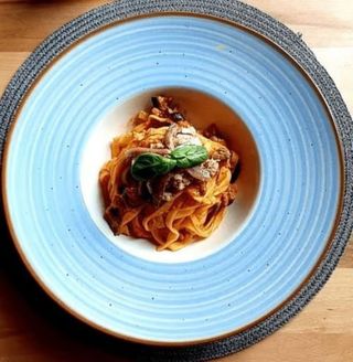Pasta Alla Putanesca