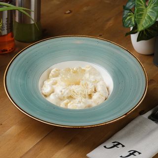 გნოჩი/ნიოკი პარმეზანის სოუსით