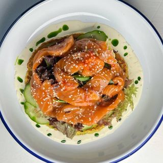 Кабачковий дерун з маринованим лососем та соусом Дор Блу (340г )